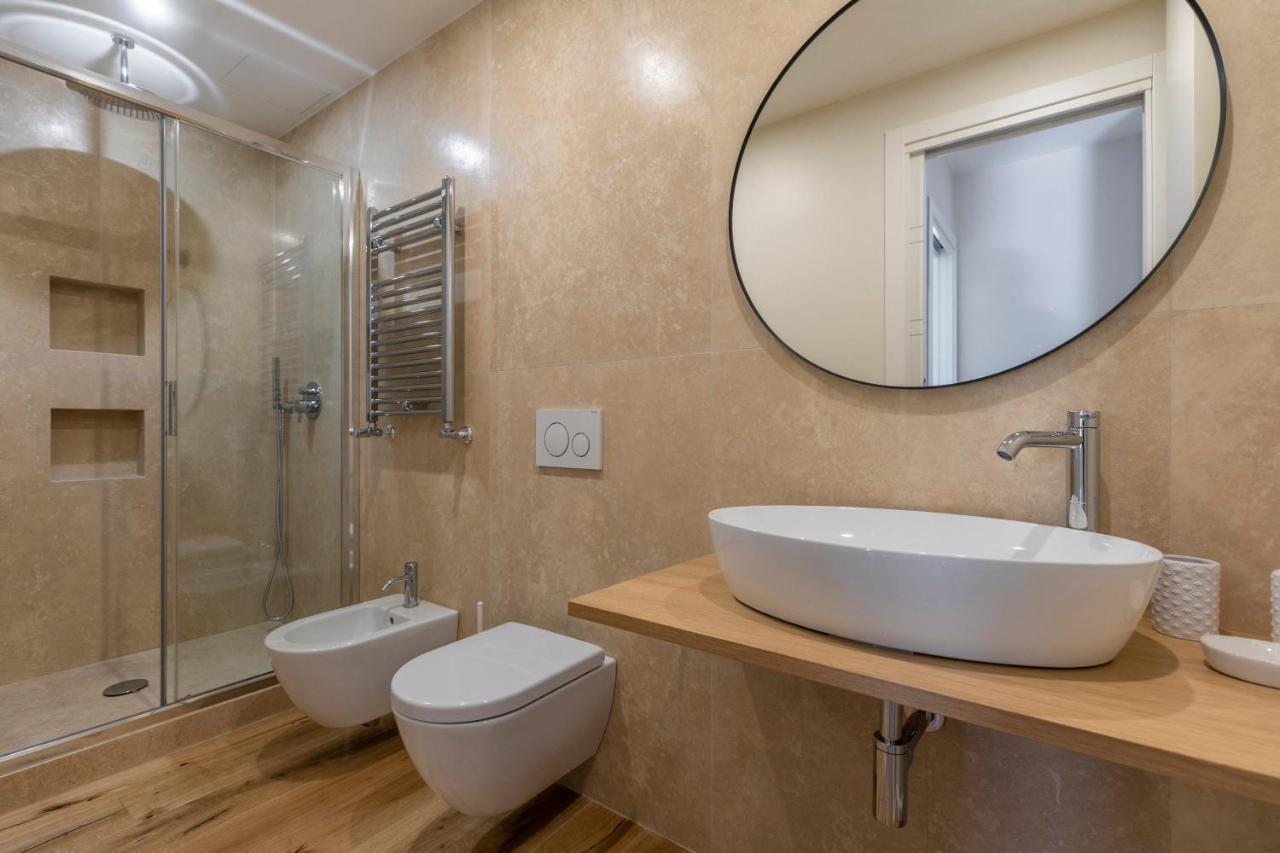 La Dolce Vita - Sunny Penthouse Trastevere Station 100Sqm Rom Exteriör bild