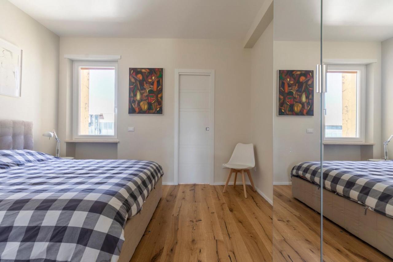 La Dolce Vita - Sunny Penthouse Trastevere Station 100Sqm Rom Exteriör bild
