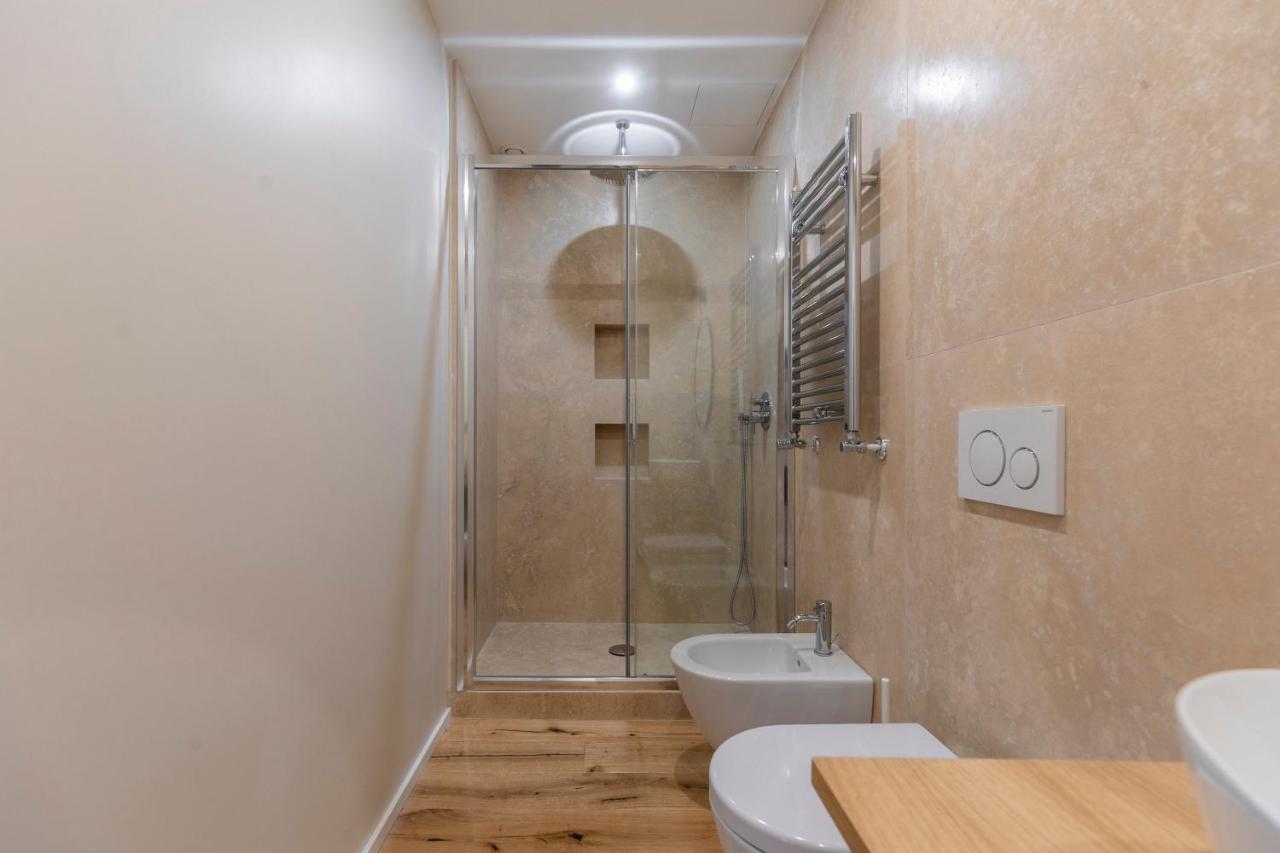 La Dolce Vita - Sunny Penthouse Trastevere Station 100Sqm Rom Exteriör bild