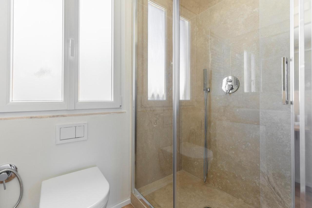 La Dolce Vita - Sunny Penthouse Trastevere Station 100Sqm Rom Exteriör bild