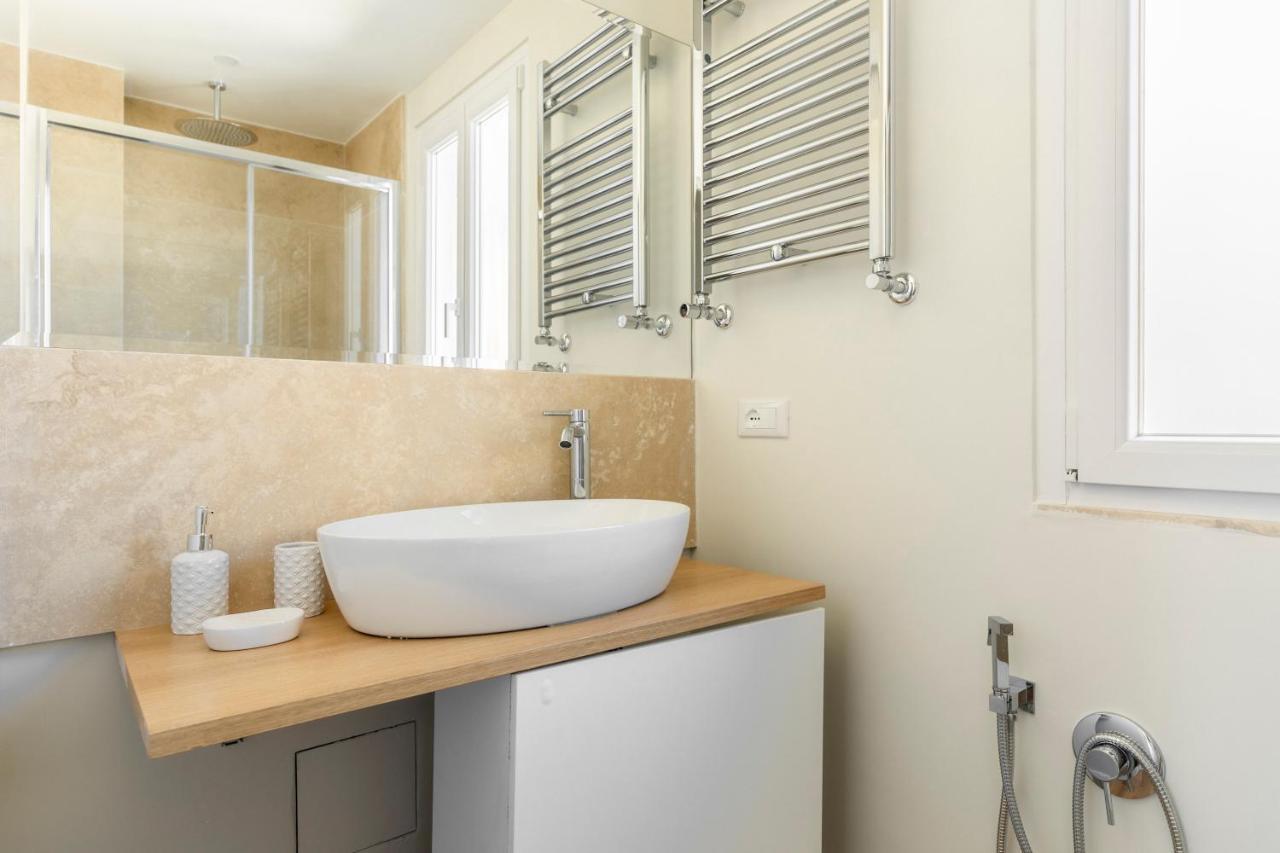 La Dolce Vita - Sunny Penthouse Trastevere Station 100Sqm Rom Exteriör bild